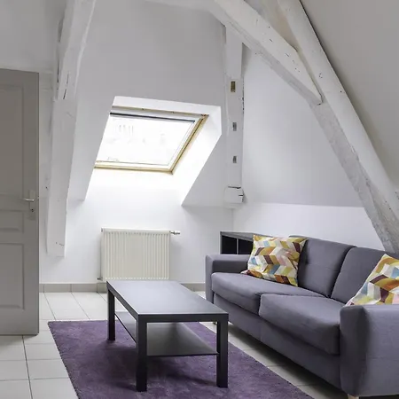 De L'artiste ? T2 Confort ? Centre ? 2 Lits * Segré