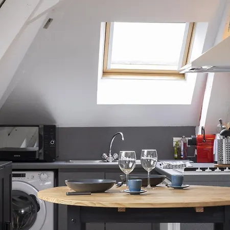 De L'artiste ? T2 Confort ? Centre ? 2 Lits Segré