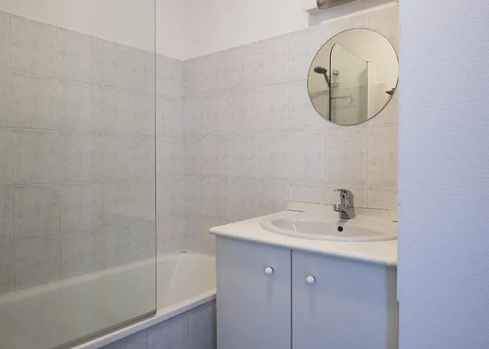 De L'artiste ? T2 Confort ? Centre ? 2 Lits Daire